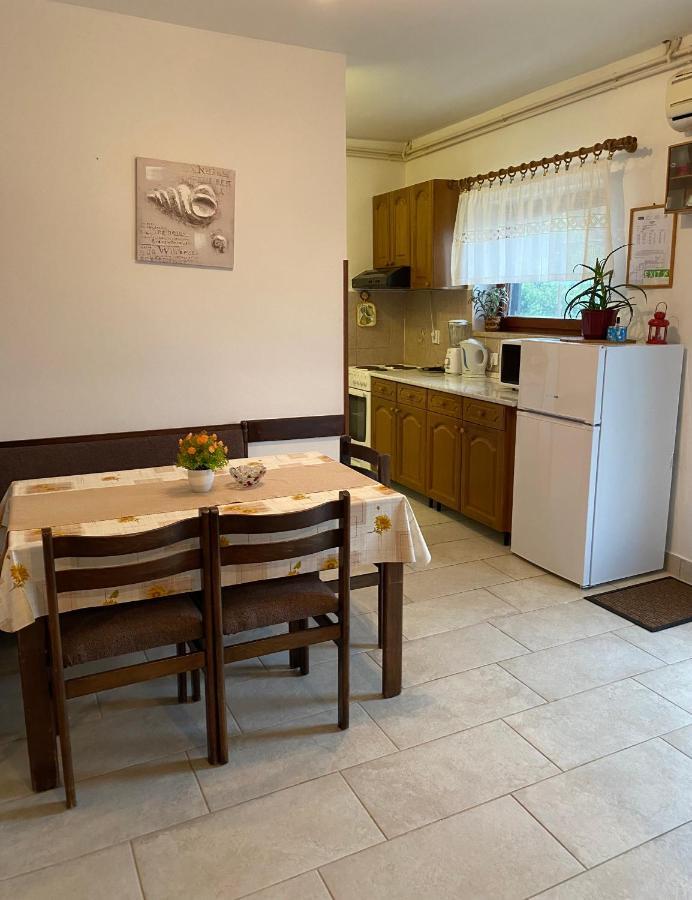 Apartment Mare Krk Milohnici Esterno foto