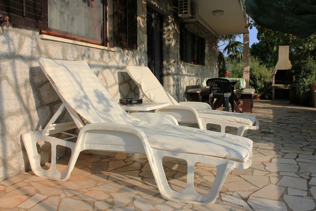 Apartment Mare Krk Milohnici Esterno foto